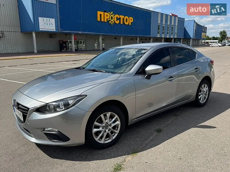 Mazda 3 2015