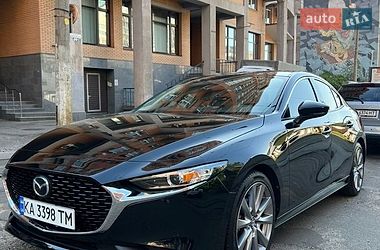 Седан Mazda 3 2020 в Киеве