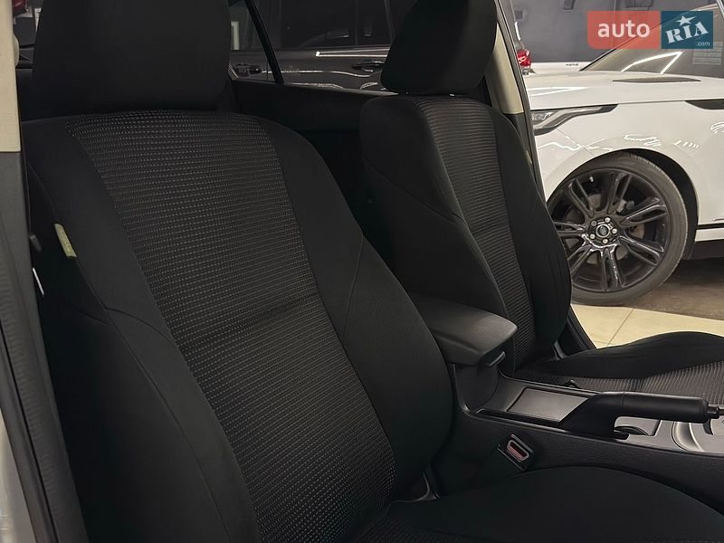 Седан Mazda 3 2013 в Миколаєві