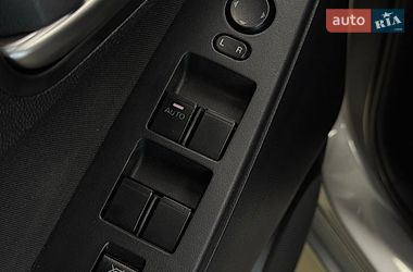 Седан Mazda 3 2013 в Миколаєві