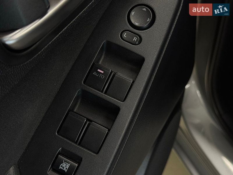 Седан Mazda 3 2013 в Миколаєві