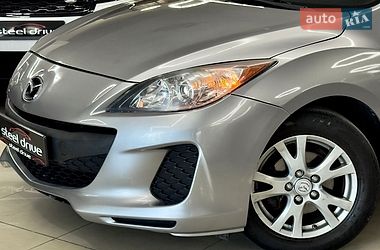 Седан Mazda 3 2013 в Миколаєві