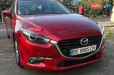 Седан Mazda 3 2015 в Николаеве Седан Mazda 3 2015 в Николаеве