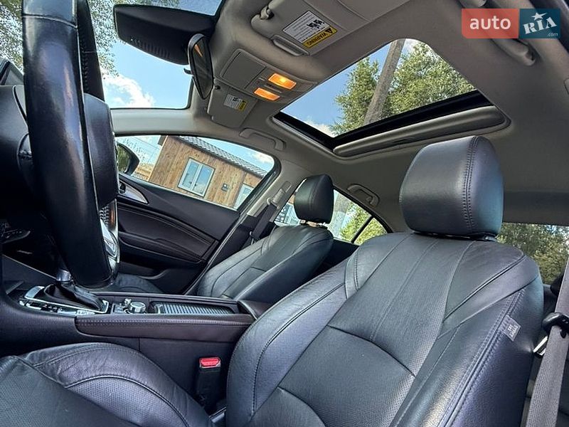 Седан Mazda 3 2018 в Чернігові