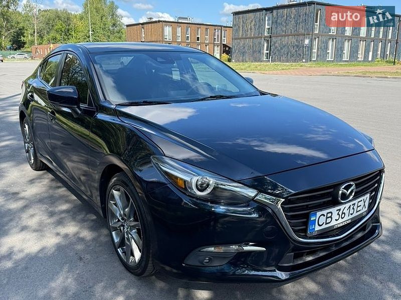 Седан Mazda 3 2018 в Чернігові
