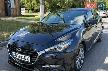 Седан Mazda 3 2018 в Чернігові