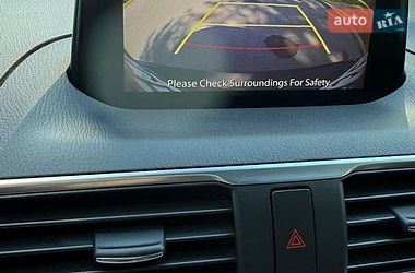 Седан Mazda 3 2018 в Чернігові