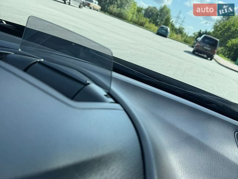 Седан Mazda 3 2018 в Чернігові