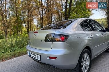 Седан Mazda 3 2005 в Жовкве
