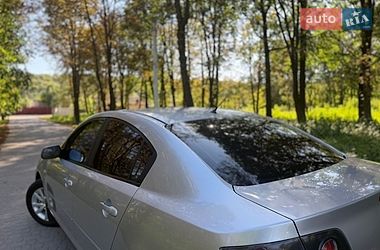 Седан Mazda 3 2005 в Жовкве