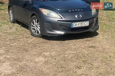 Mazda 3  2012