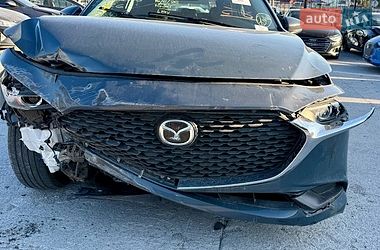 Mazda 3  2022