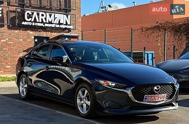 Седан Mazda 3 2019 в Львове