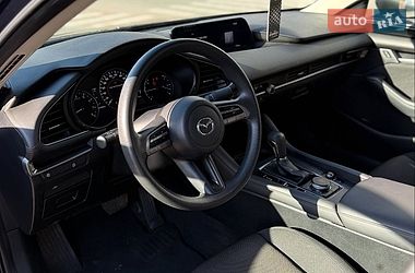 Седан Mazda 3 2019 в Львове