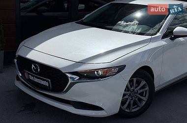 Седан Mazda 3 2023 в Рівному