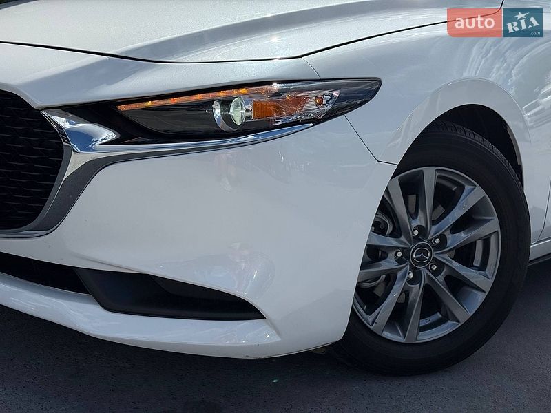 Седан Mazda 3 2023 в Рівному