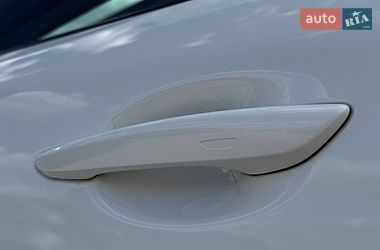 Седан Mazda 3 2023 в Рівному