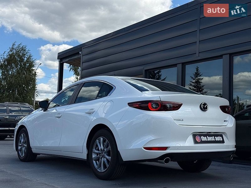 Седан Mazda 3 2023 в Рівному