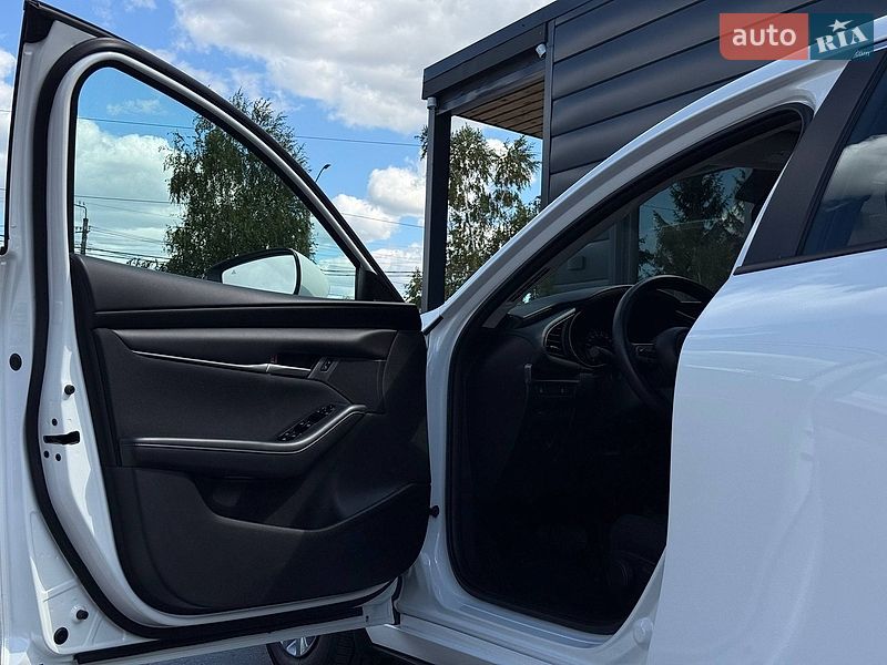 Седан Mazda 3 2023 в Рівному