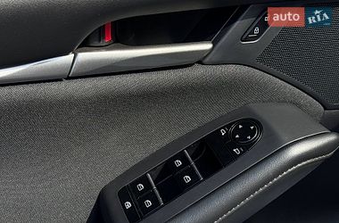 Седан Mazda 3 2023 в Рівному