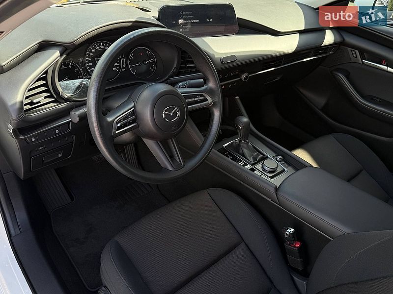 Седан Mazda 3 2023 в Рівному