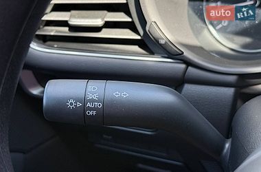 Седан Mazda 3 2023 в Рівному
