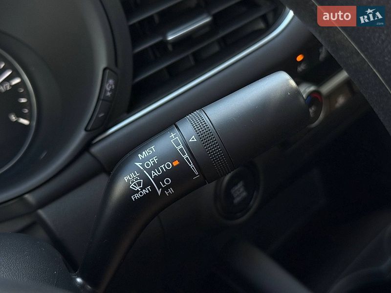 Седан Mazda 3 2023 в Рівному