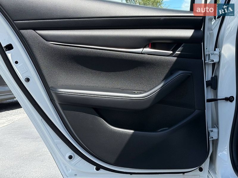 Седан Mazda 3 2023 в Рівному