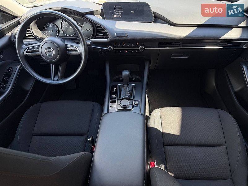 Седан Mazda 3 2023 в Рівному