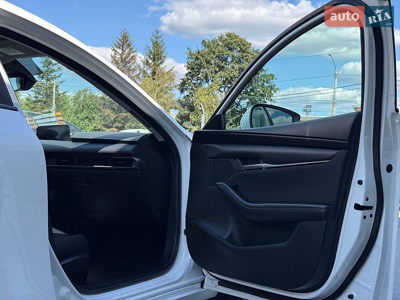 Седан Mazda 3 2023 в Рівному