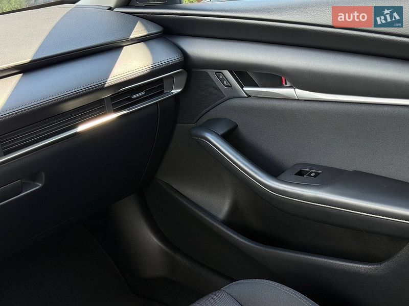 Седан Mazda 3 2023 в Рівному