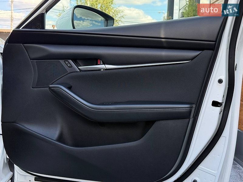 Седан Mazda 3 2023 в Рівному
