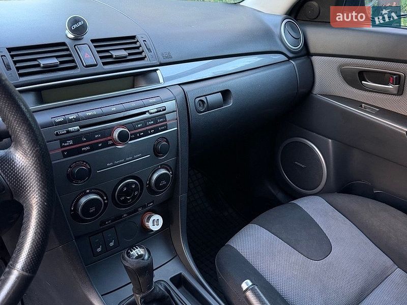 Седан Mazda 3 2007 в Києві