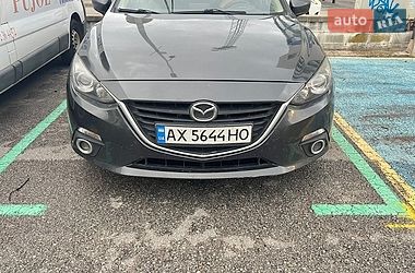 Седан Mazda 3 2016 в Харькове