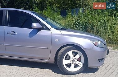 Хэтчбек Mazda 3 2004 в Ужгороде
