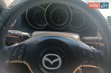 Хэтчбек Mazda 3 2004 в Ужгороде