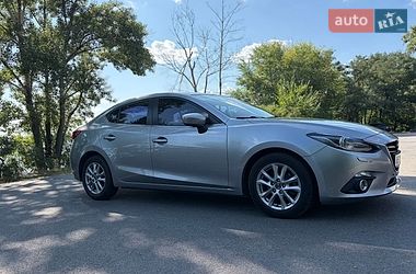 Mazda 3 2015