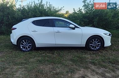 Mazda 3  2019