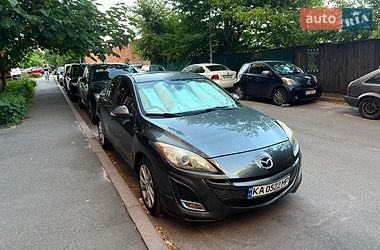 Mazda 3  2010