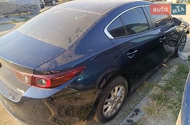 Mazda 3  2023
