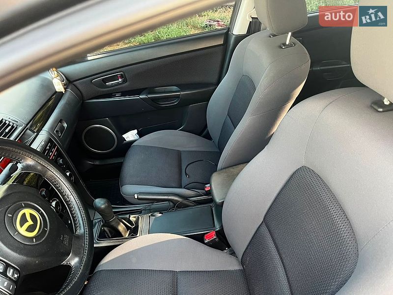 Седан Mazda 3 2008 в Киеве