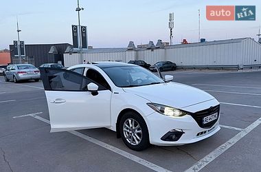 Mazda 3 2015