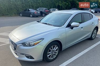 Mazda 3  2017