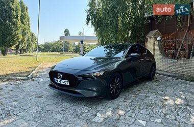 Mazda 3  2019