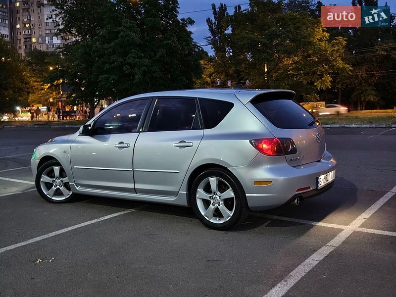 Хэтчбек Mazda 3 2003 в Одессе