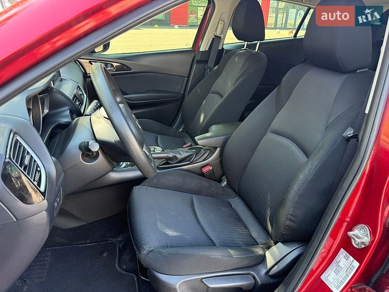 Хетчбек Mazda 3 2016 в Києві