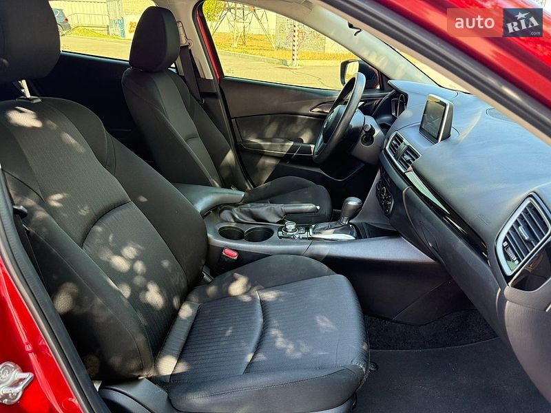 Хетчбек Mazda 3 2016 в Києві
