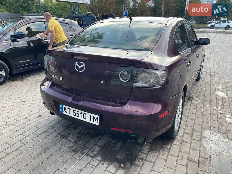 Седан Mazda 3 2006 в Ивано-Франковске