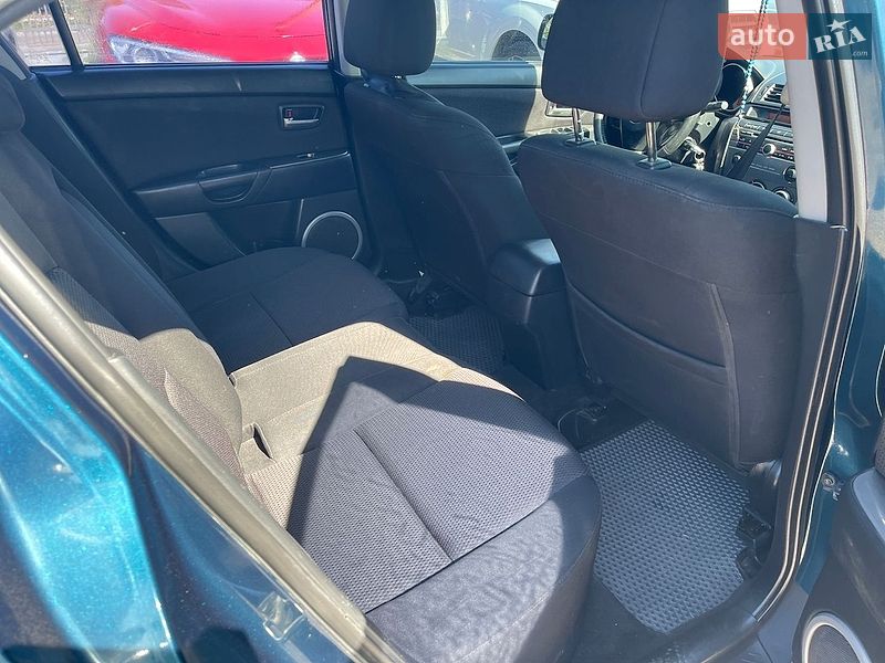 Седан Mazda 3 2007 в Полтаве