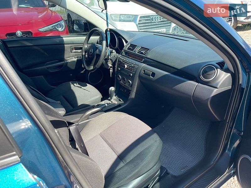 Седан Mazda 3 2007 в Полтаве